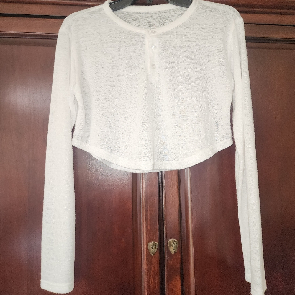 L Women's White Cropped Long-Sleeve Top